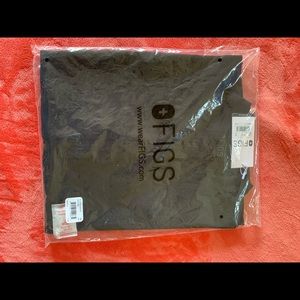 NWT Rafaela Oversized Scrub Top XS